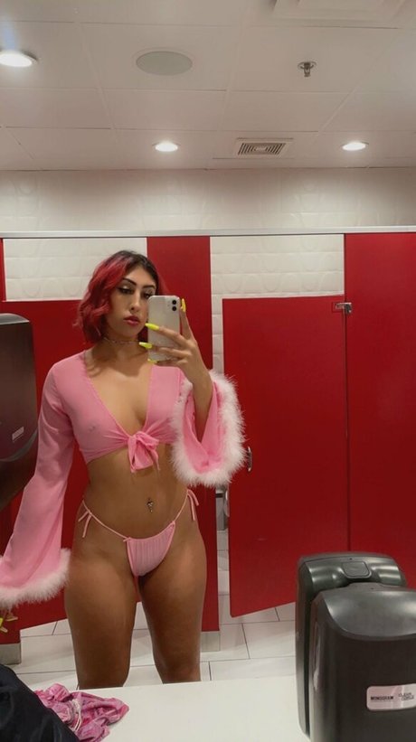 Foreignsarz model pornographic images