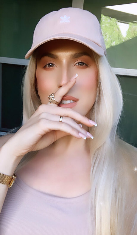 Vanessa9in pornstar photo