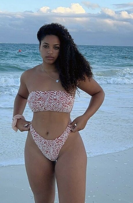 Maddsmaxjesty sexy star photo