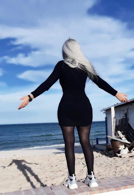 Wiem Yahia model perfect archive