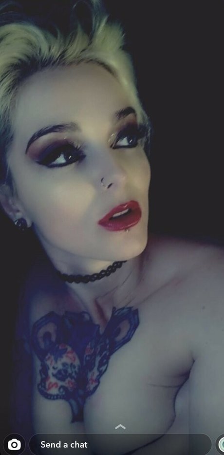Gothicsushii pretty pornstar pics
