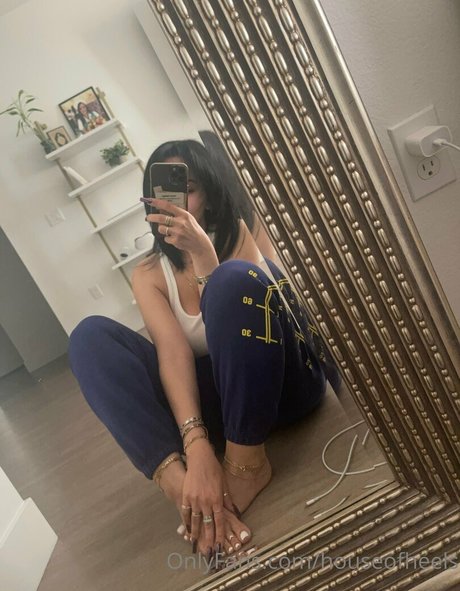 FeetByJo pornstar hot pictures