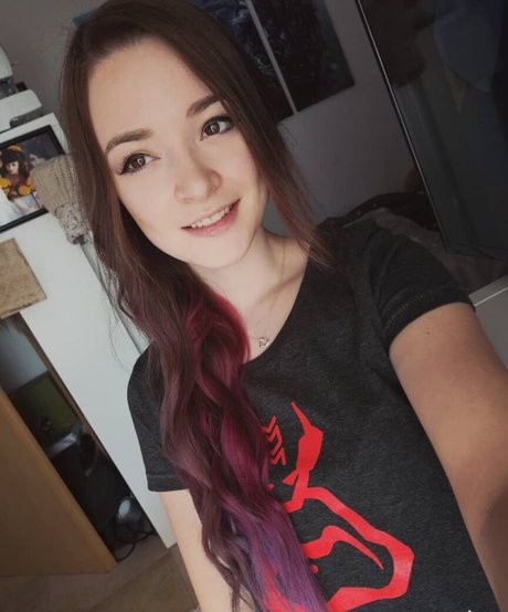 rainbowf0x model nice pictures