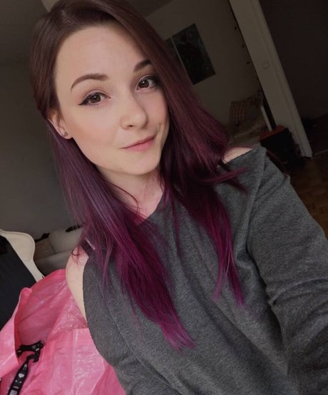 rainbowf0x perfect actress image