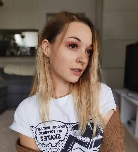 rainbowf0x sexy actress picture