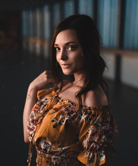 gay asian onlyfans erotic images