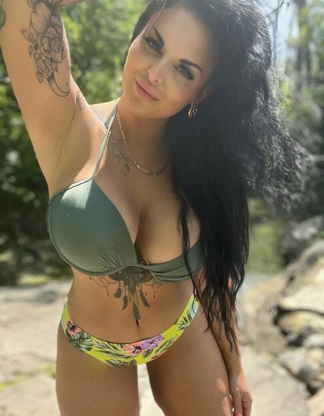 Bigtwins exclusive pornstar photo