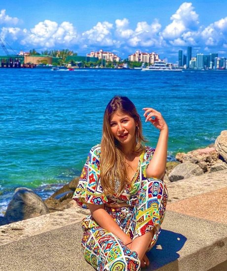 Malak Koura star xxx pictures