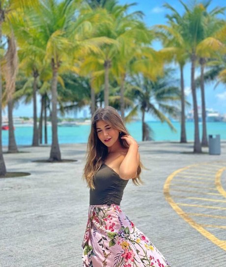 Malak Koura beautiful actress galleries