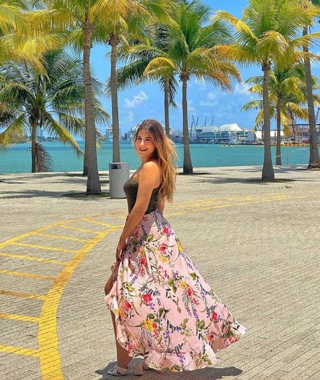 Malak Koura exclusive model photo