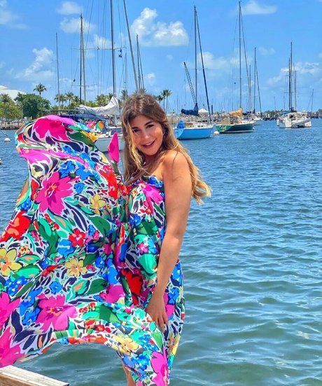 hottest teacher onlyfans pornographic images