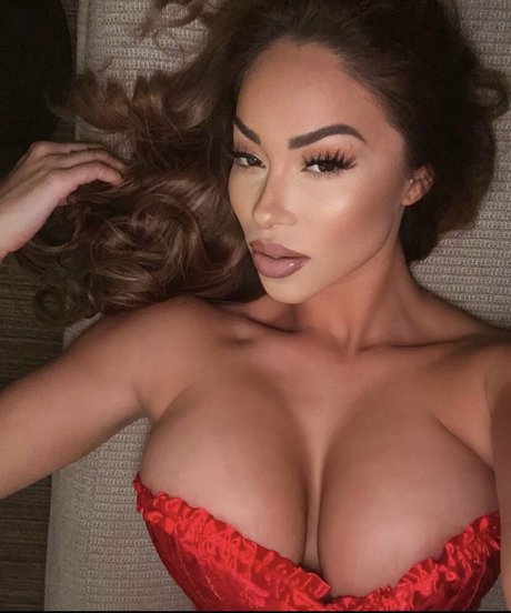 TellyBaby211 naked actress image