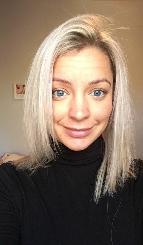 Claire Hutchings nudes model gallery