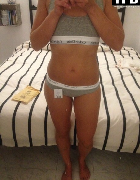 Claire Hutchings star picture