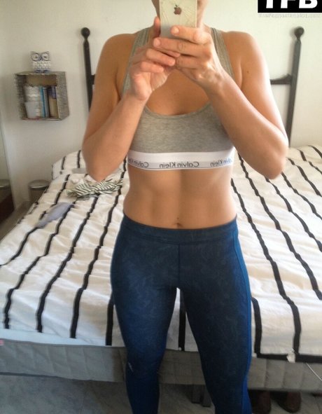 Claire Hutchings exclusive star image