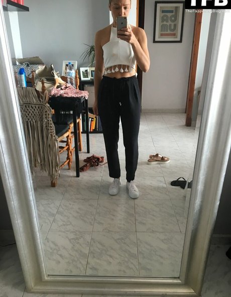 Claire Hutchings nudes star image