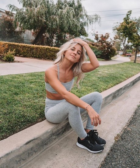 Alyse Parker hd model pics