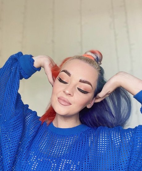 Emily Rose Perrin free actress pic