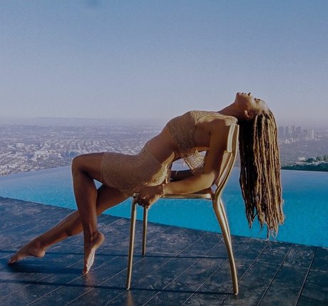 Rhyon Nicole Brown perfect actress archive