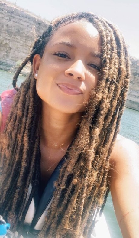 Rhyon Nicole Brown nude pornstar images