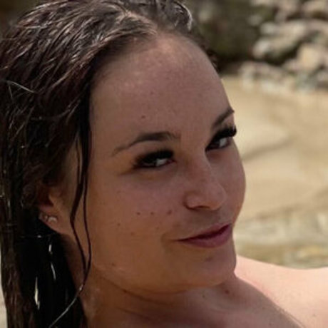 Nikki Annaa best model gallery