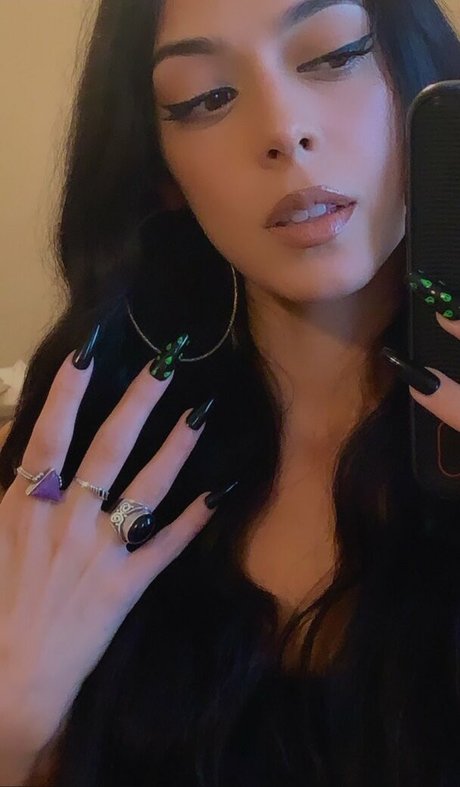 Erika Perry erotic pornstar pic