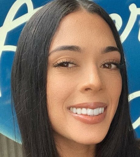 Erika Perry porn model pic