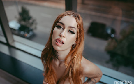 Bella Fernandes beautiful star photo