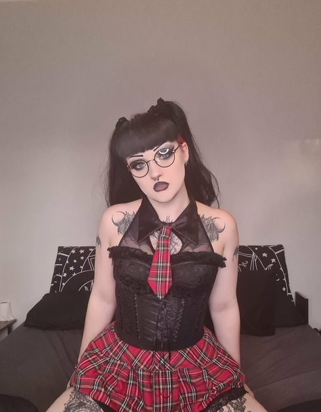 mybeautifulnightmare nude actress photos