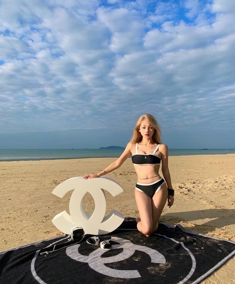 iam666666 beautiful model img