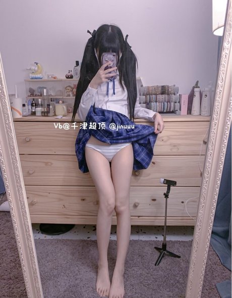 Jinuuu model beautiful images