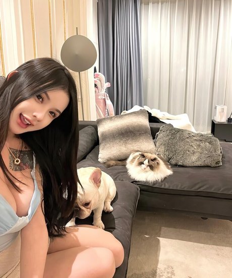 xyyoff hot star photo