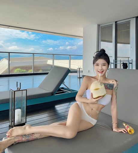 xyyoff pornstar perfect pictures