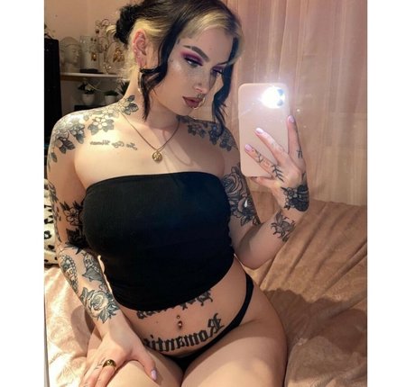 intoxifyingflxwers pornstar nudes photos