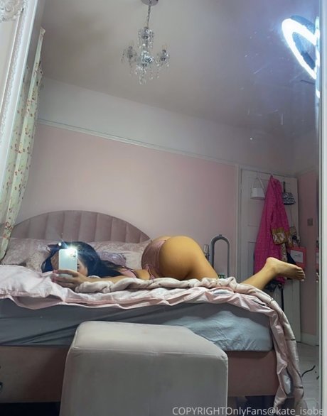 Kate Isobel porn model pictures