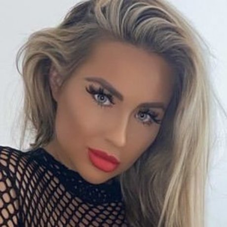 Georgia Cole sexy pornstar images