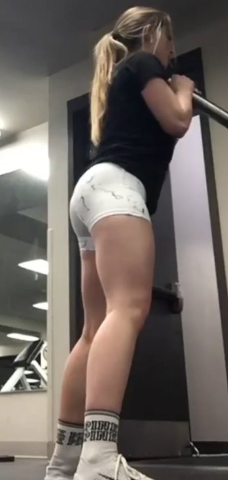 Madi ASMR star sex photo