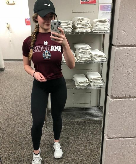 Madi ASMR high quality actress gallery