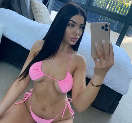 Erin Gray pornstar pretty img