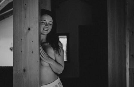 isbllx model erotic pic