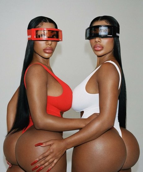 Clermont Twins pretty star picture