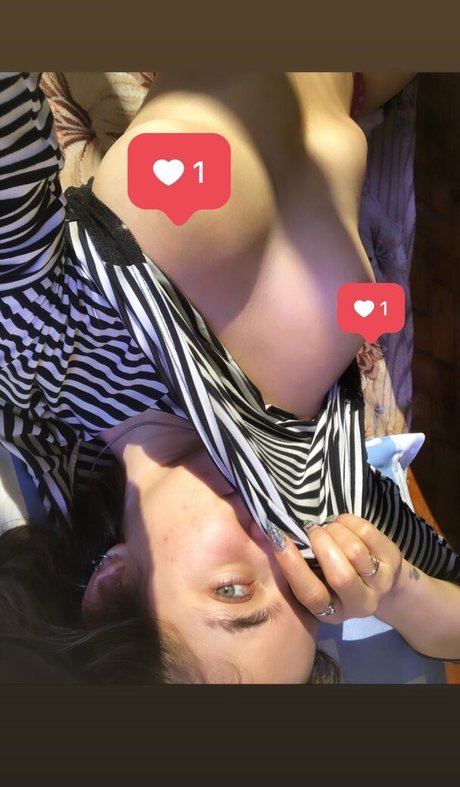 nuagesrose pornstar adult photo