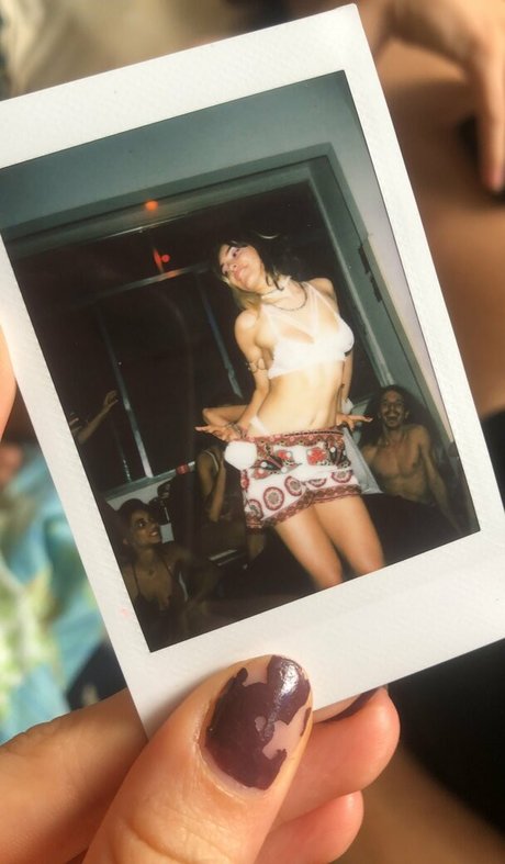 nuagesrose actress picture