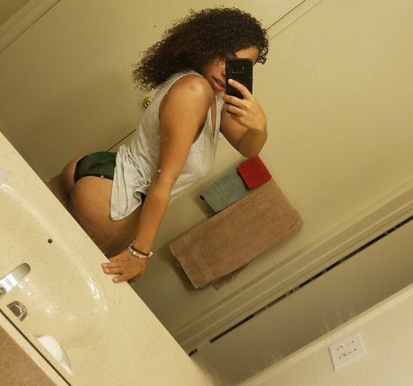 Tellyfckngo nice pornstar pics