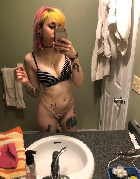 Bubblegumbaby top model archive