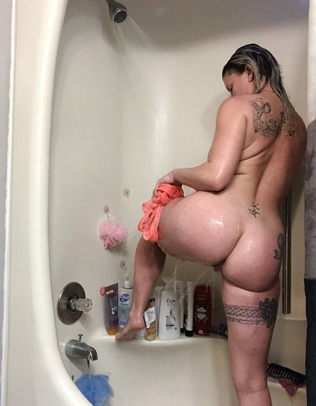 Karissa Baldwin free pornstar gallery