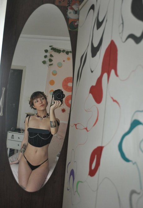 artsymoi hot model pics