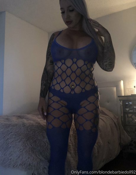 Blondebarbiedoll92 pornographic star photos