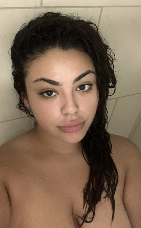 RosalbaNaomi model nice pic