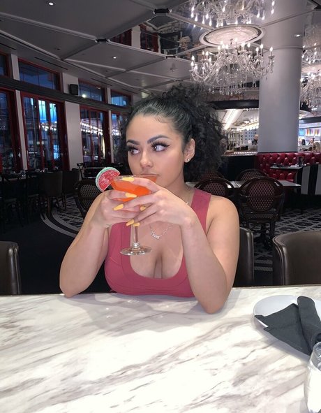 RosalbaNaomi model beautiful pictures